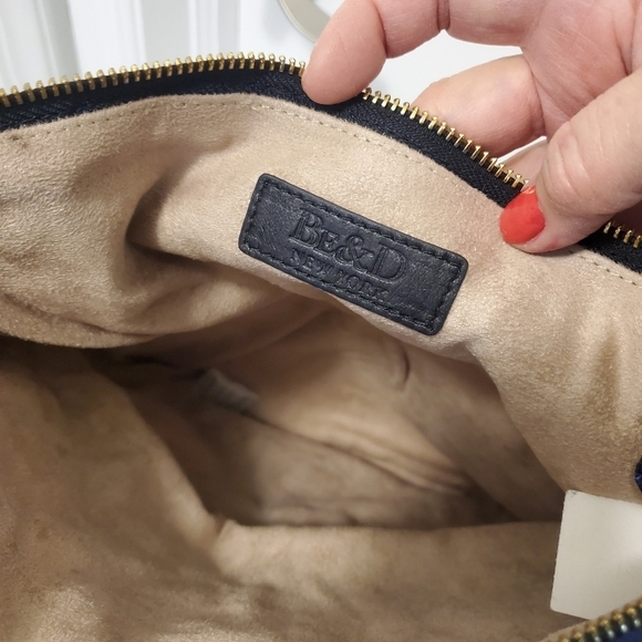 NWT BE&D Blue & Black Python Print Fold-over Zip Close Large Clutch - Picture 8 of 12